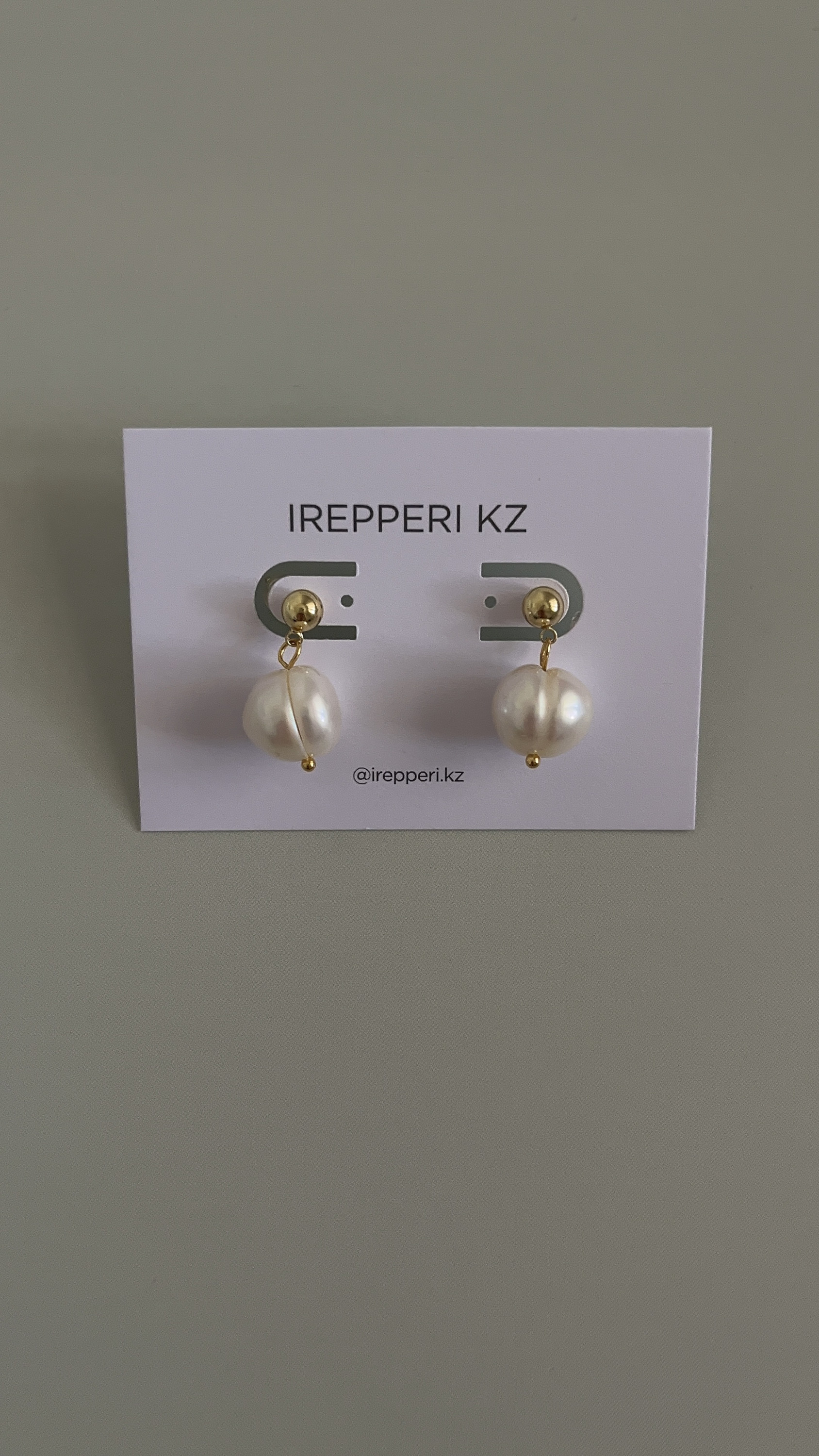 Серьги гвоздики
