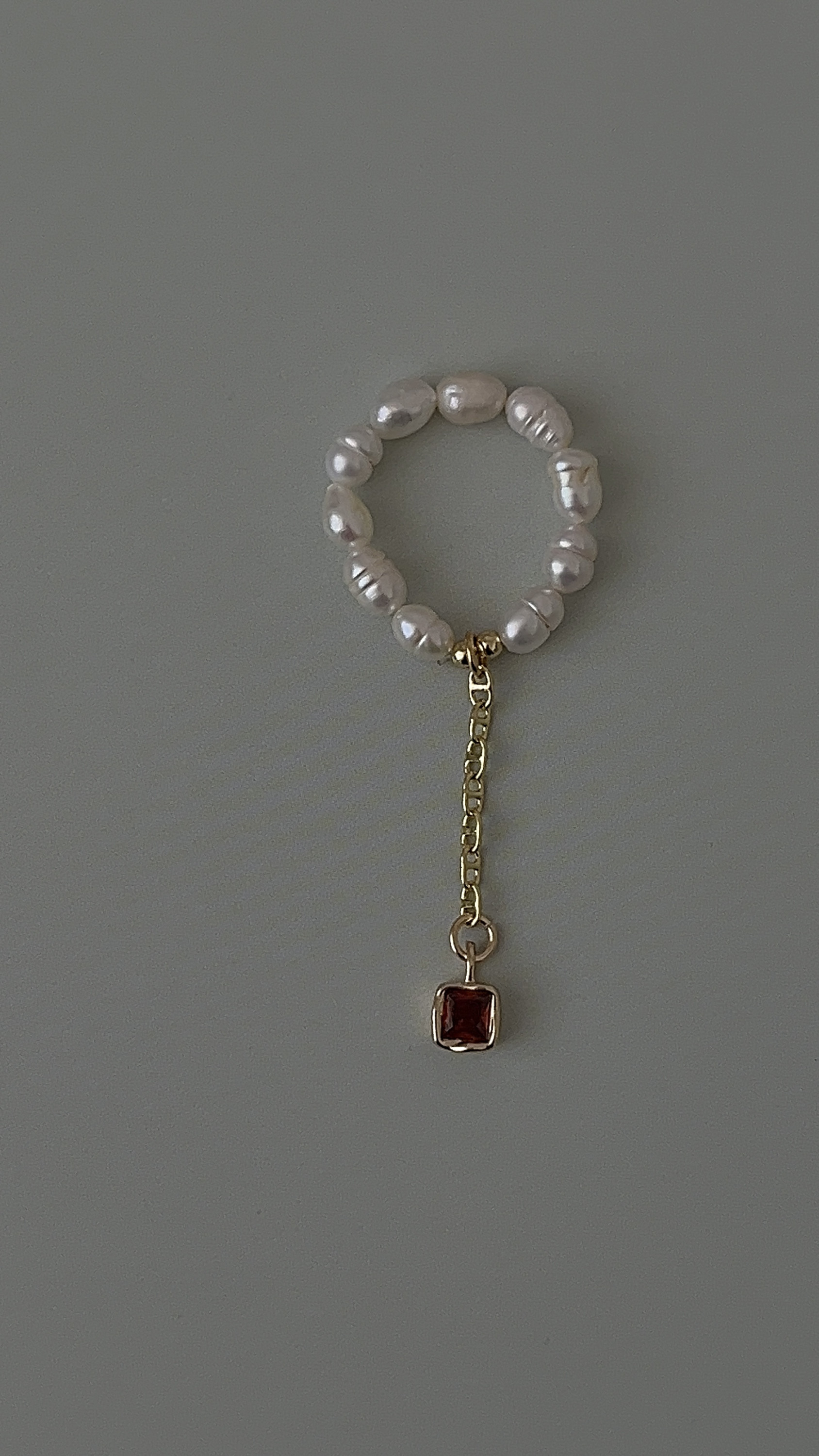 Кольцо жемчуг (красное)