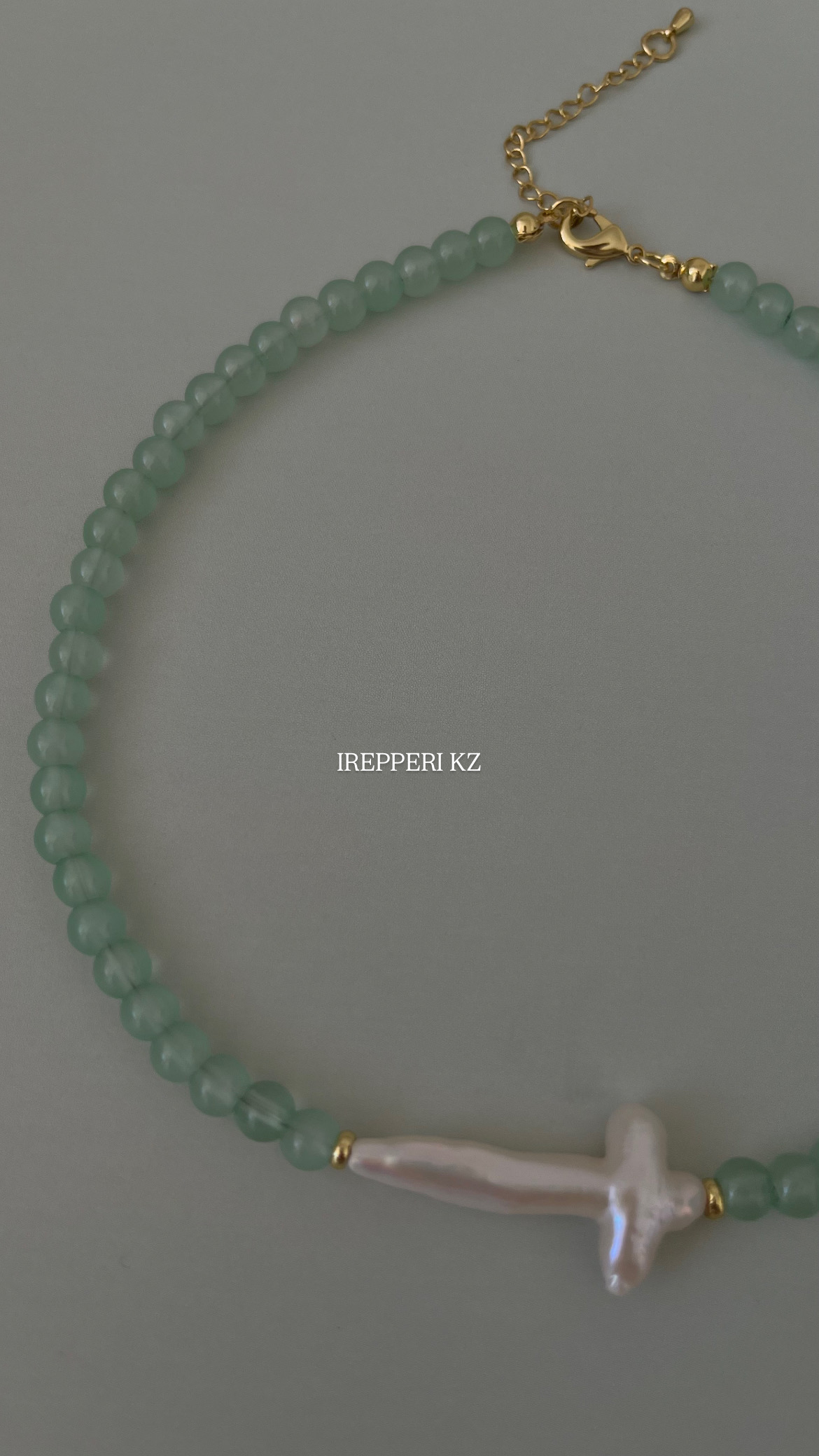 Чокер нефрит с барочным жемчугом