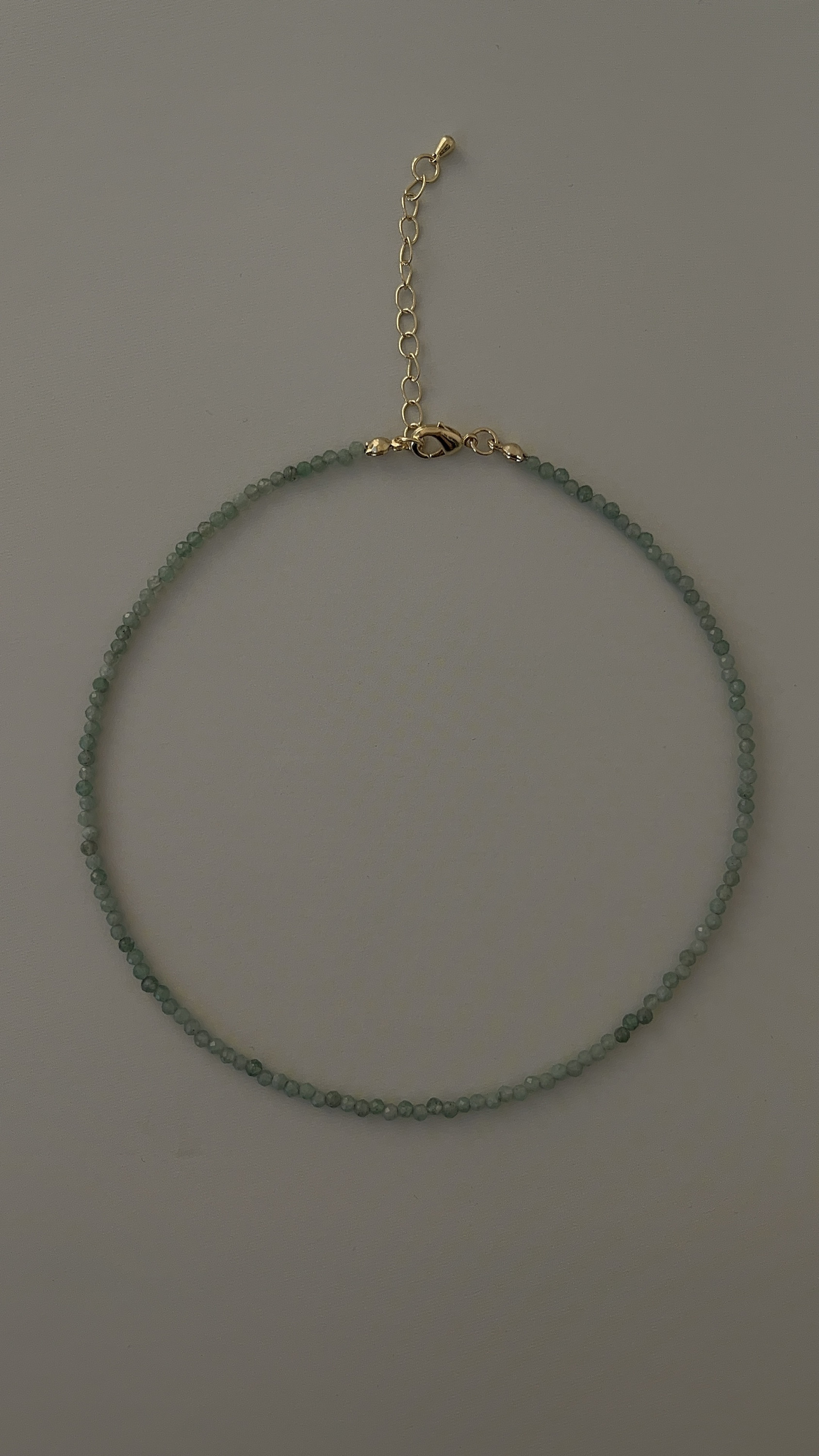 Чокер нефрит