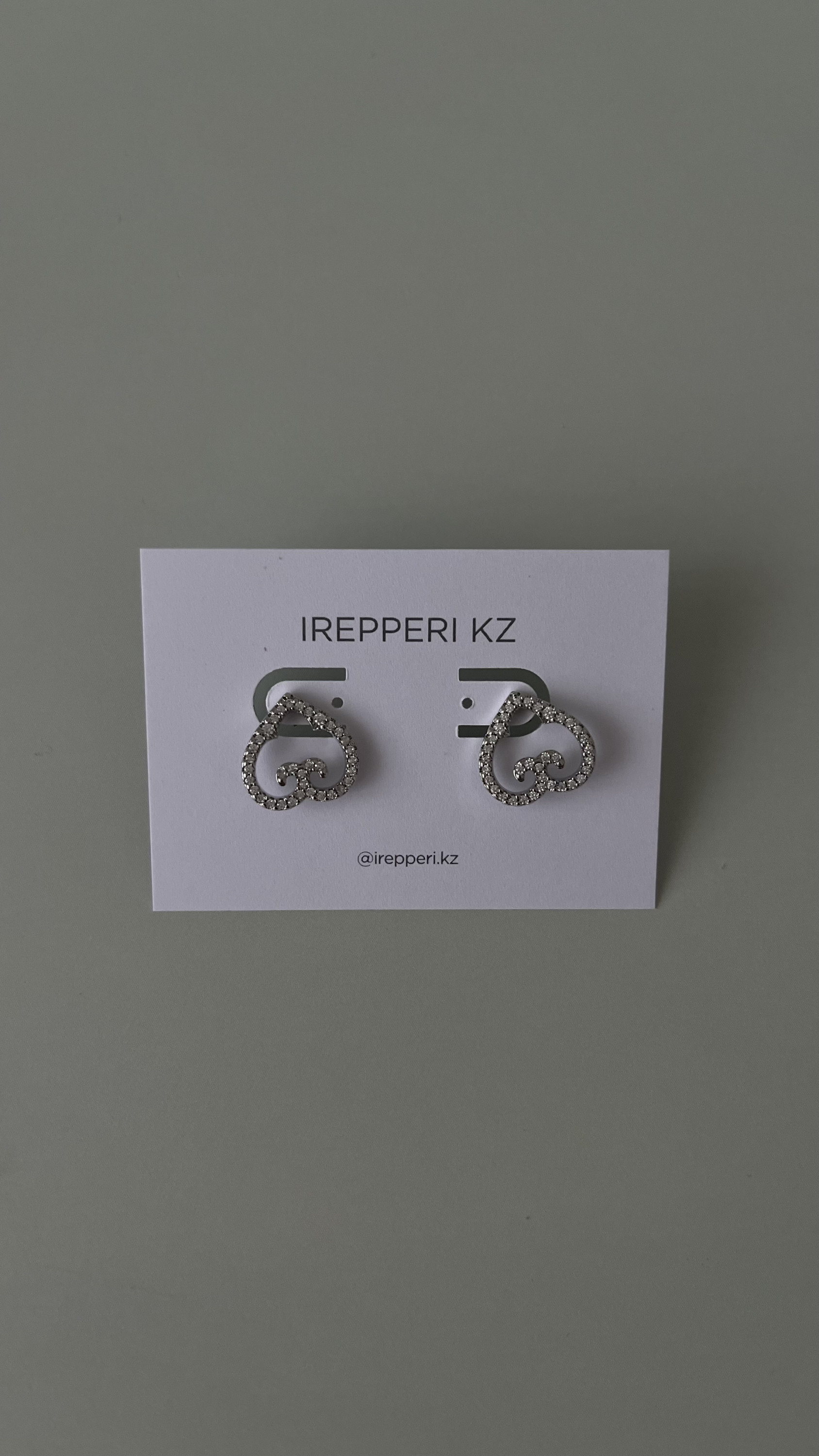 Серьги пуссеты