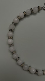 Колье светло серый агат и яшма