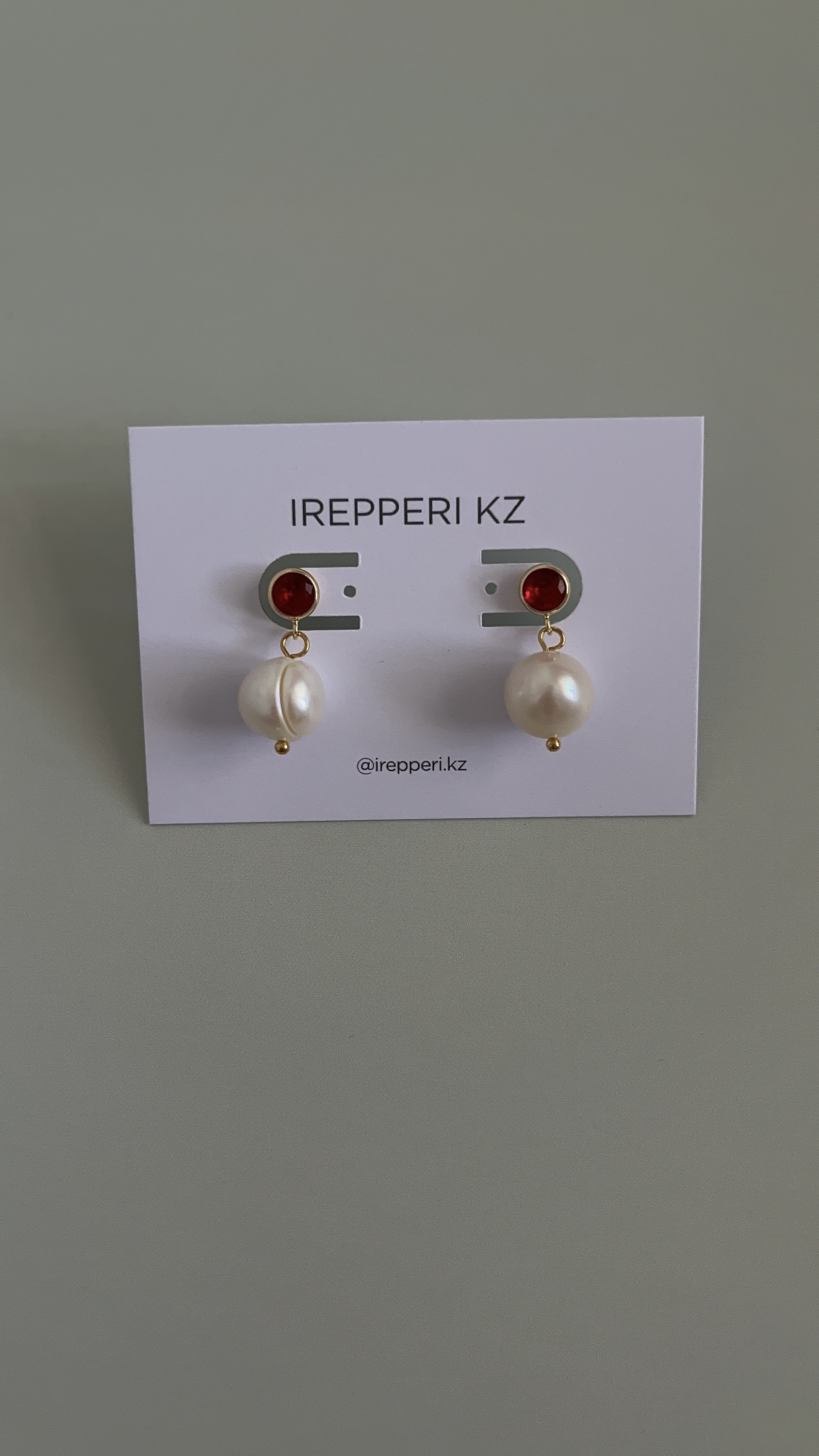 Серьги гвоздики