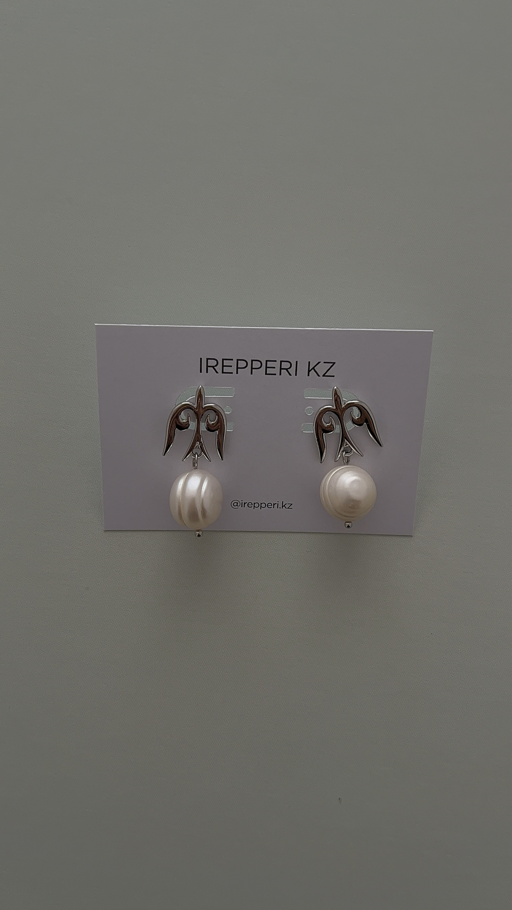 Серьги ласточка