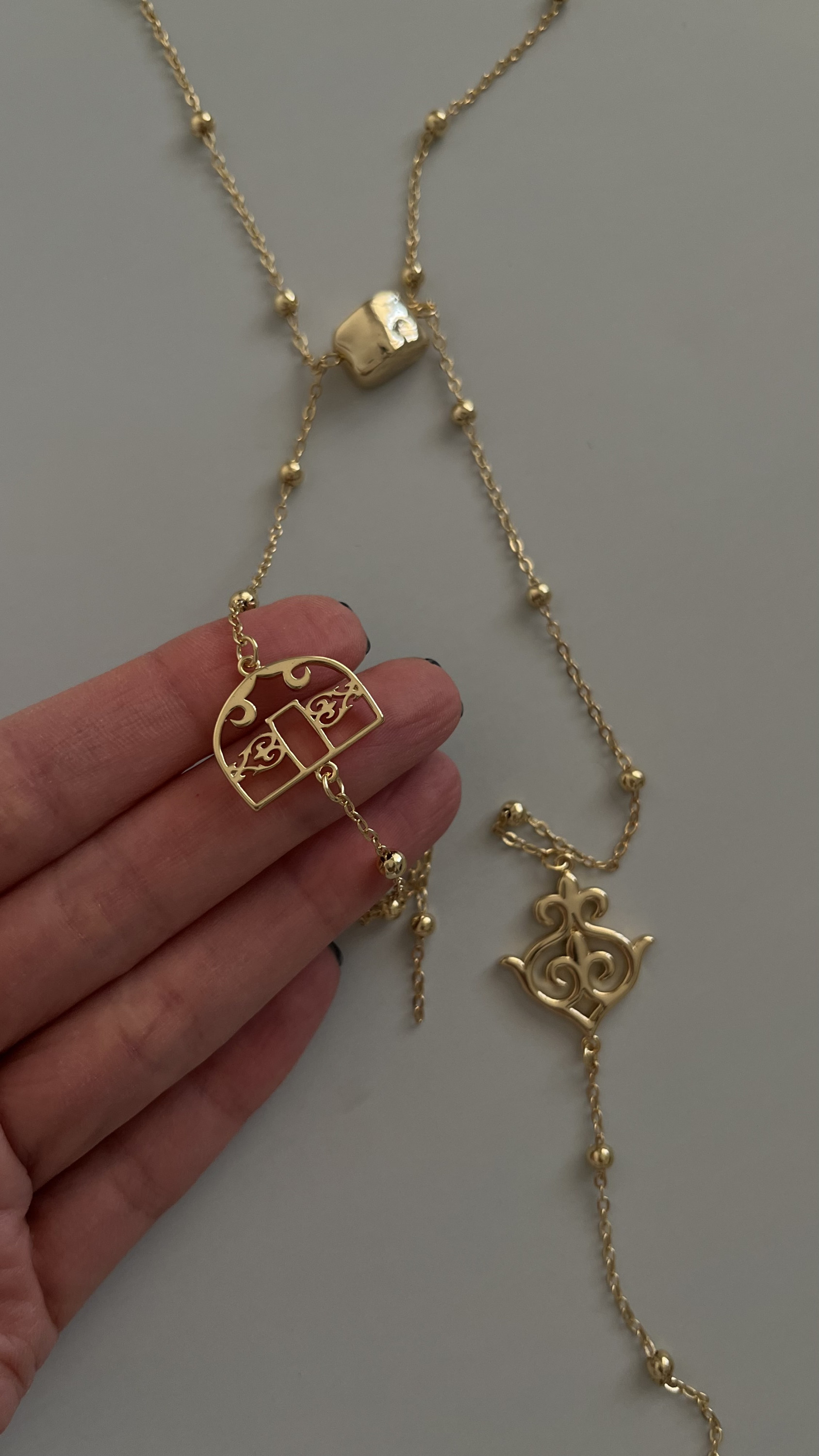 Цепь галстук юрта в золоте