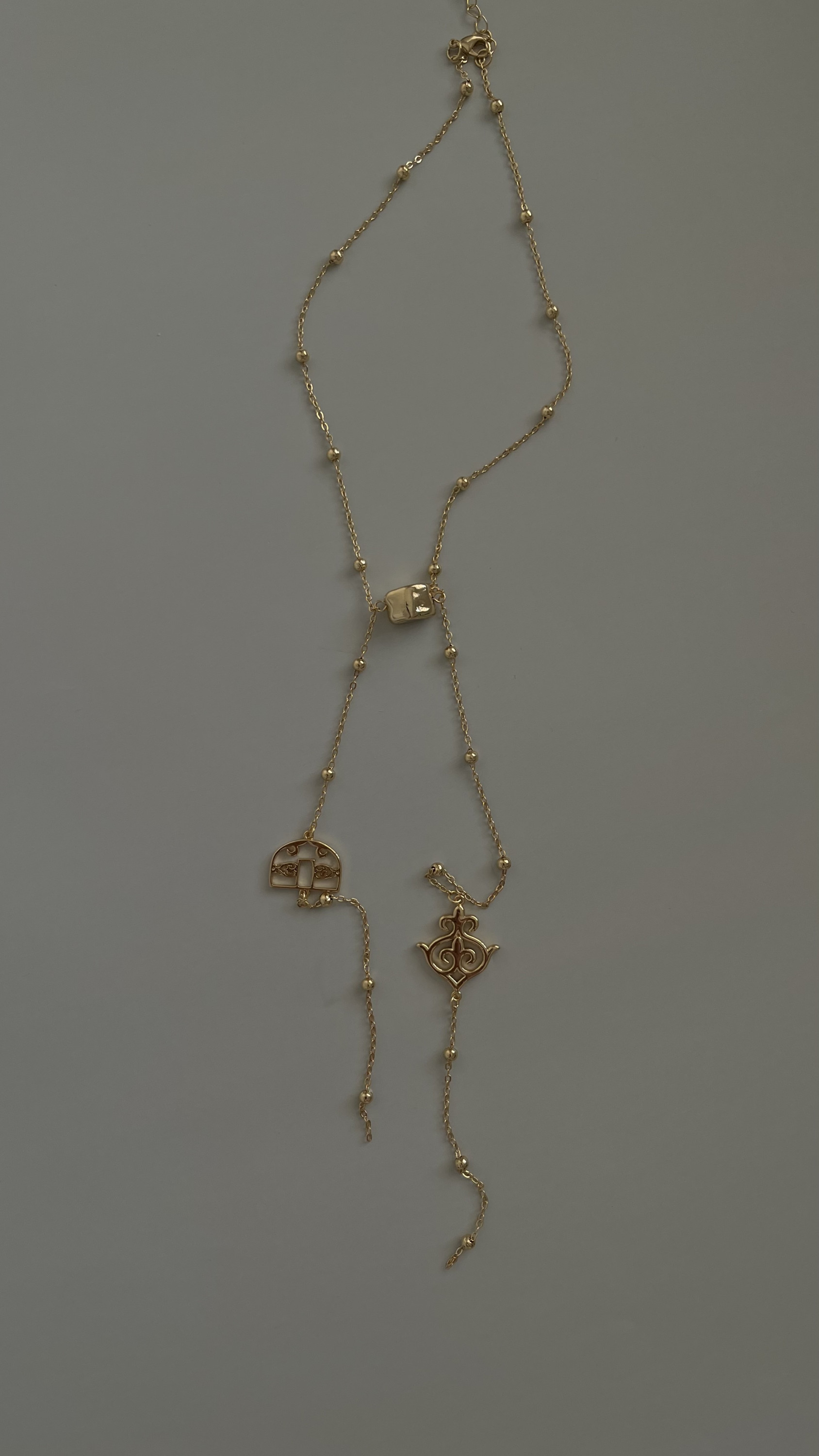 Цепь галстук юрта в золоте