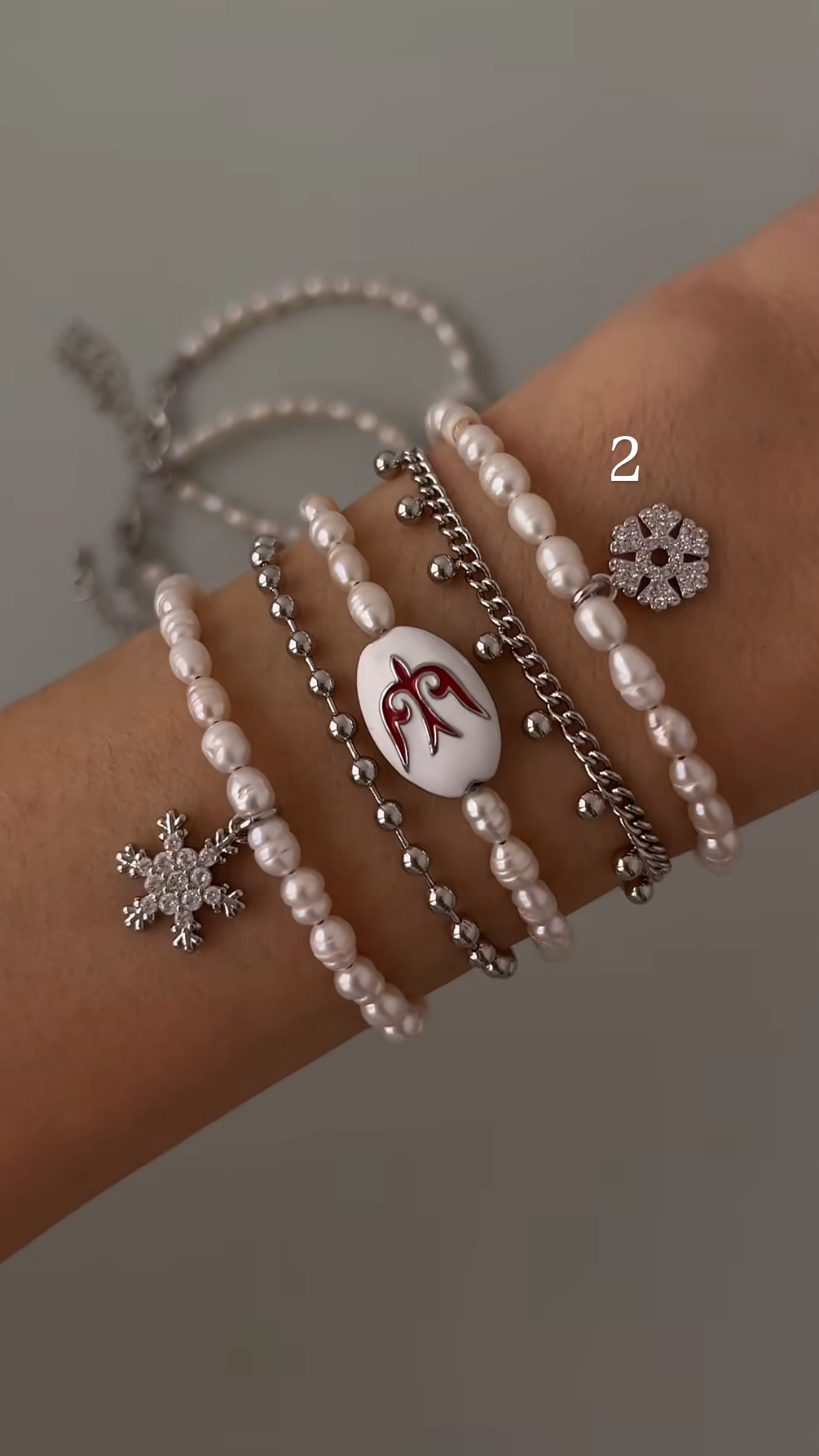 Браслет снежинка 2