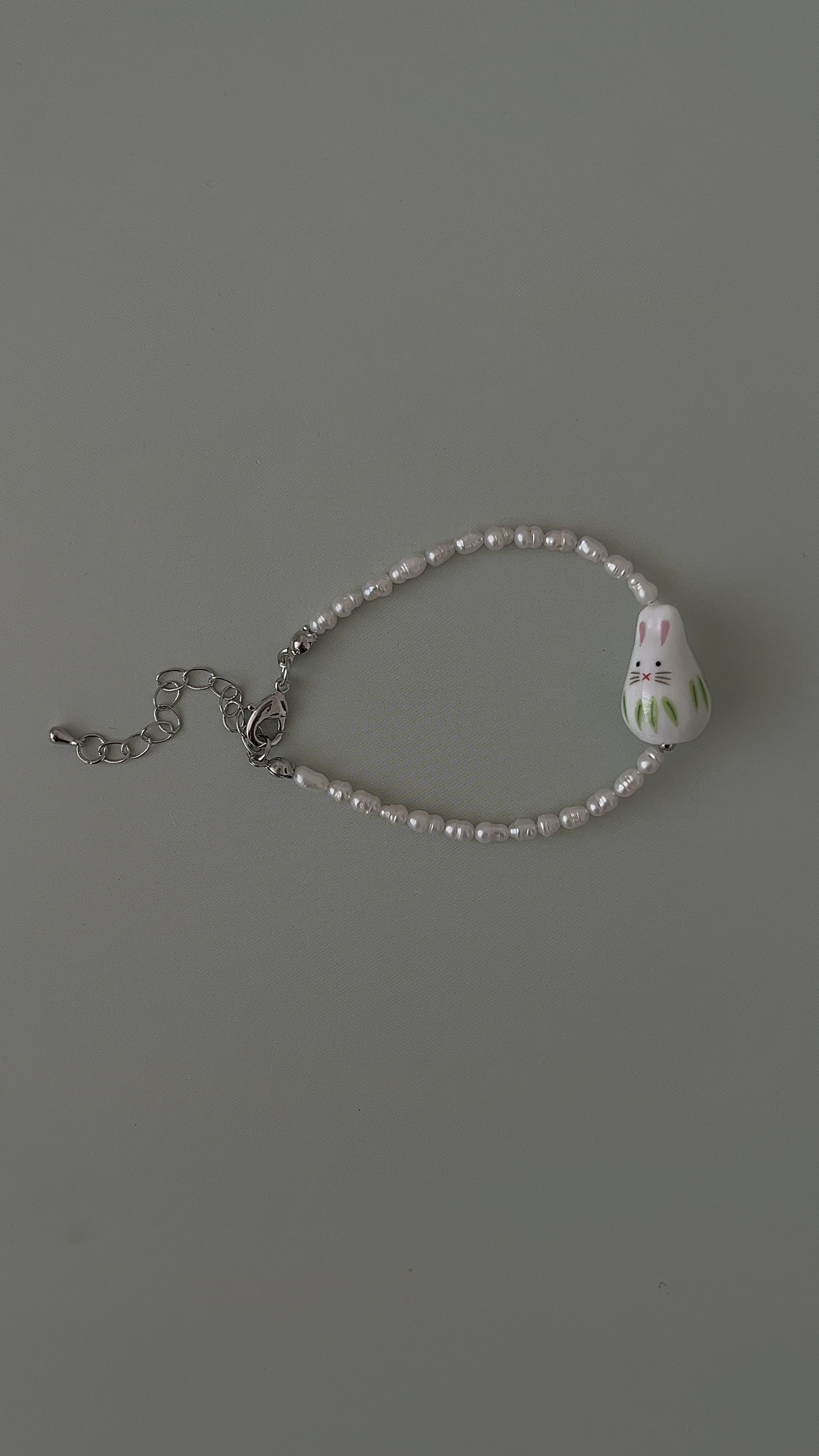 Браслет пасхальный зайчик в золоте