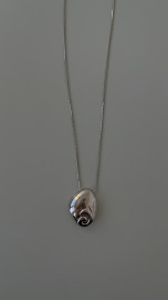 Цепь с кулоном