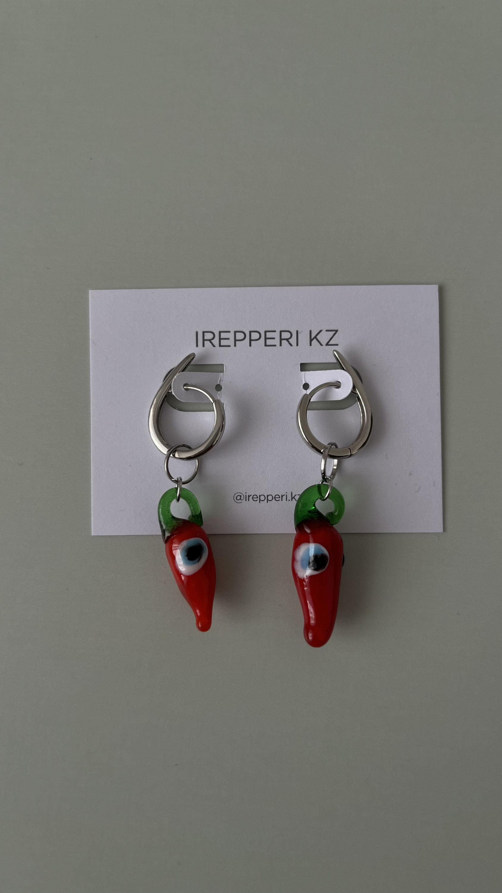 Серьги красный перец