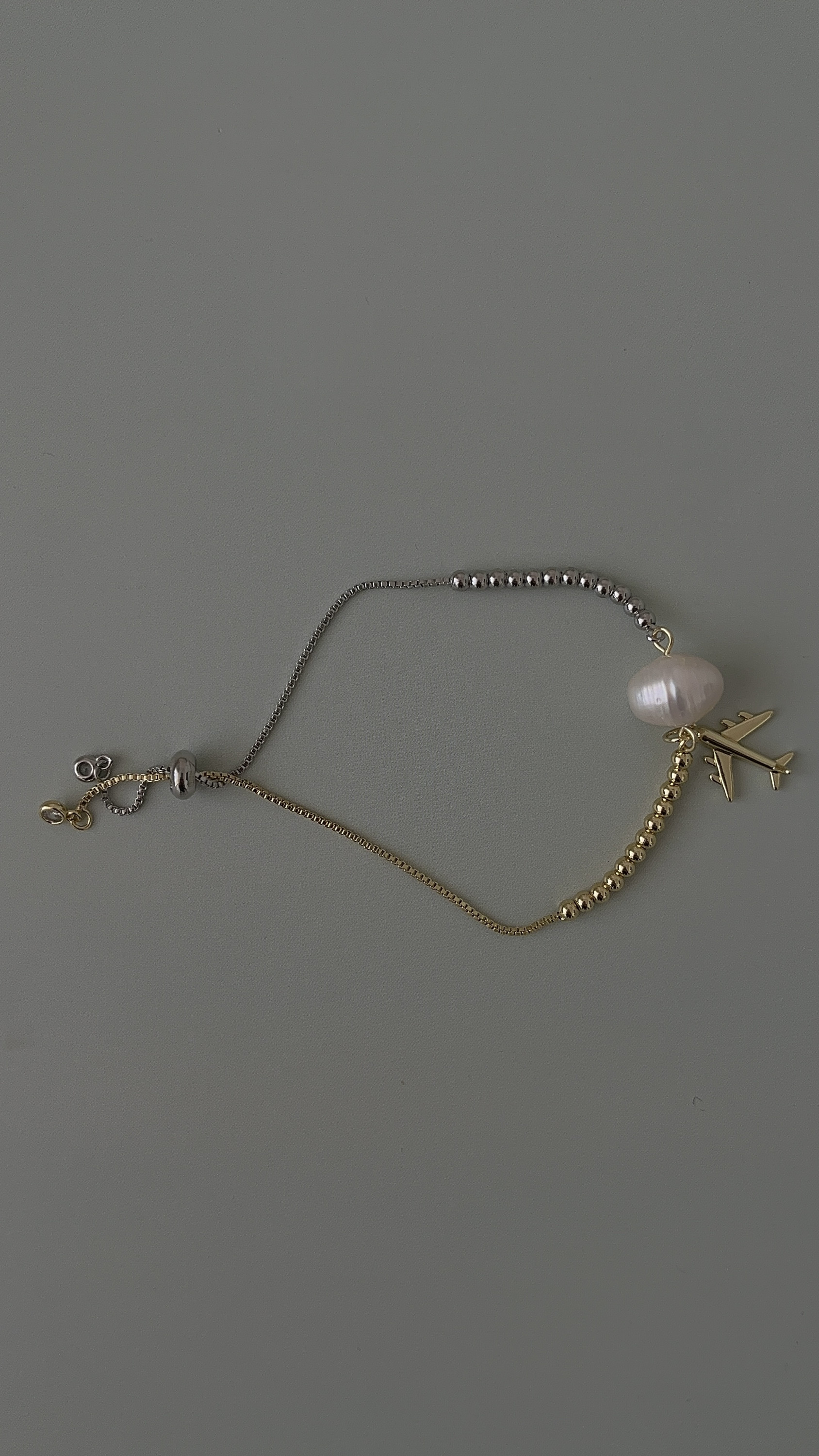 Браслет биколор с самолетом