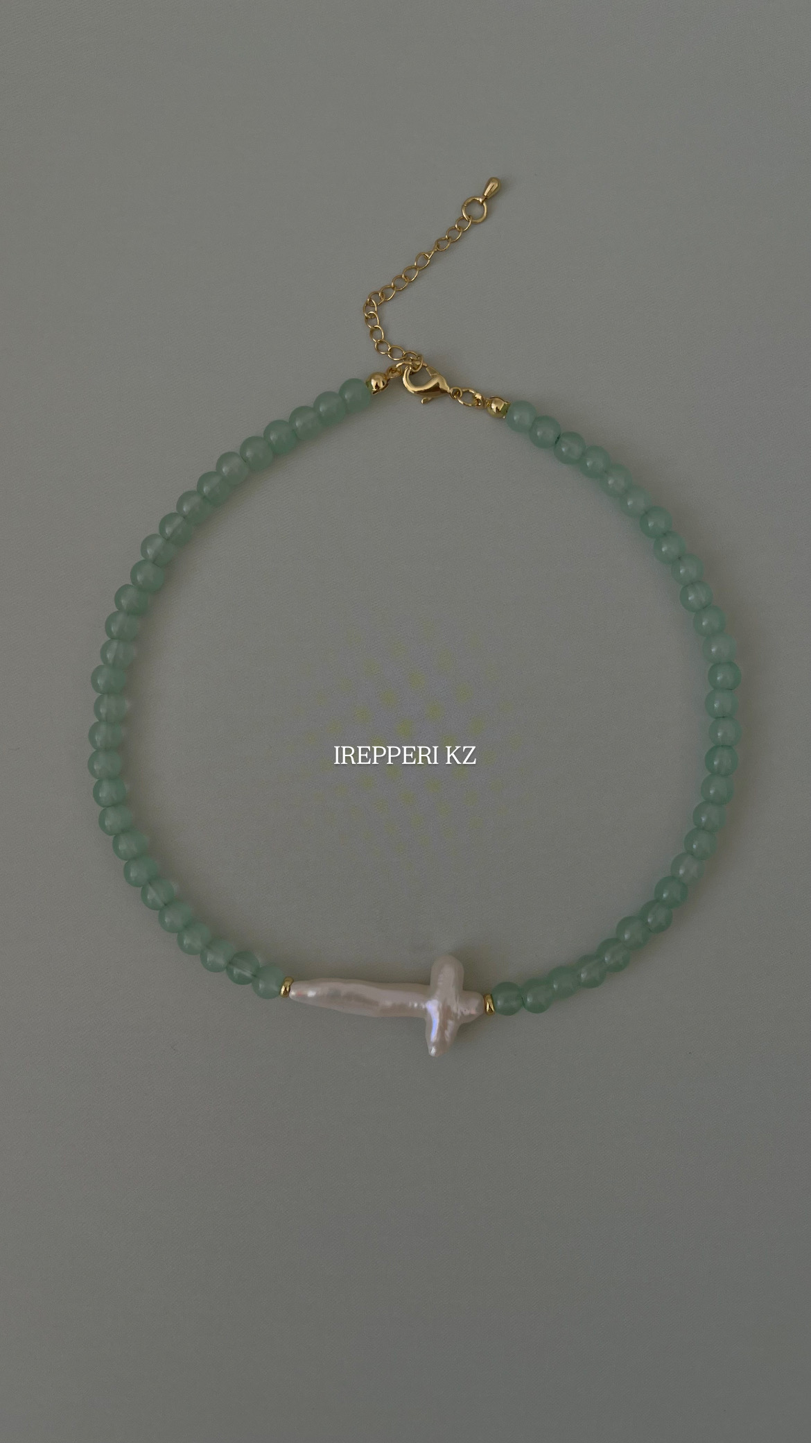 Чокер нефрит с барочным жемчугом