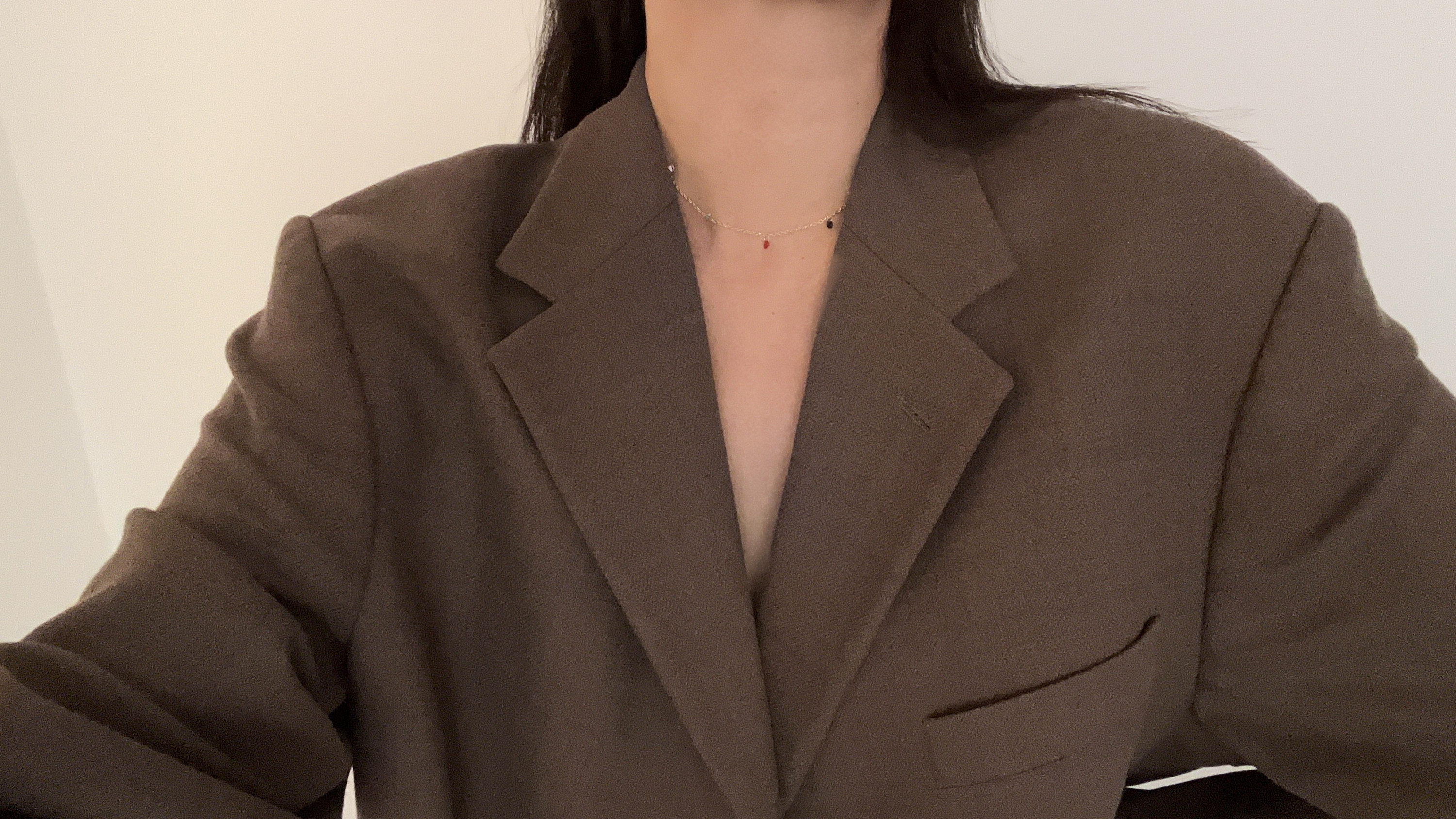 Цепь с цветными кристаллами