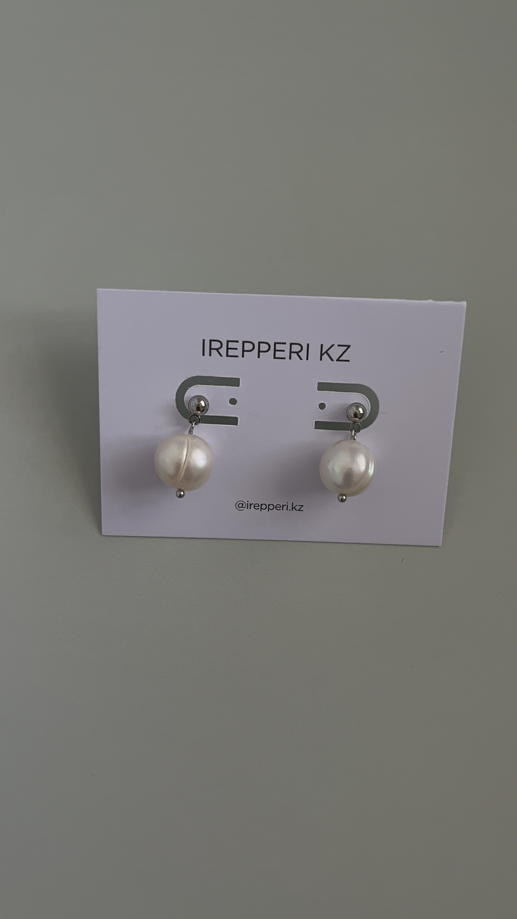 Серьги гвоздики