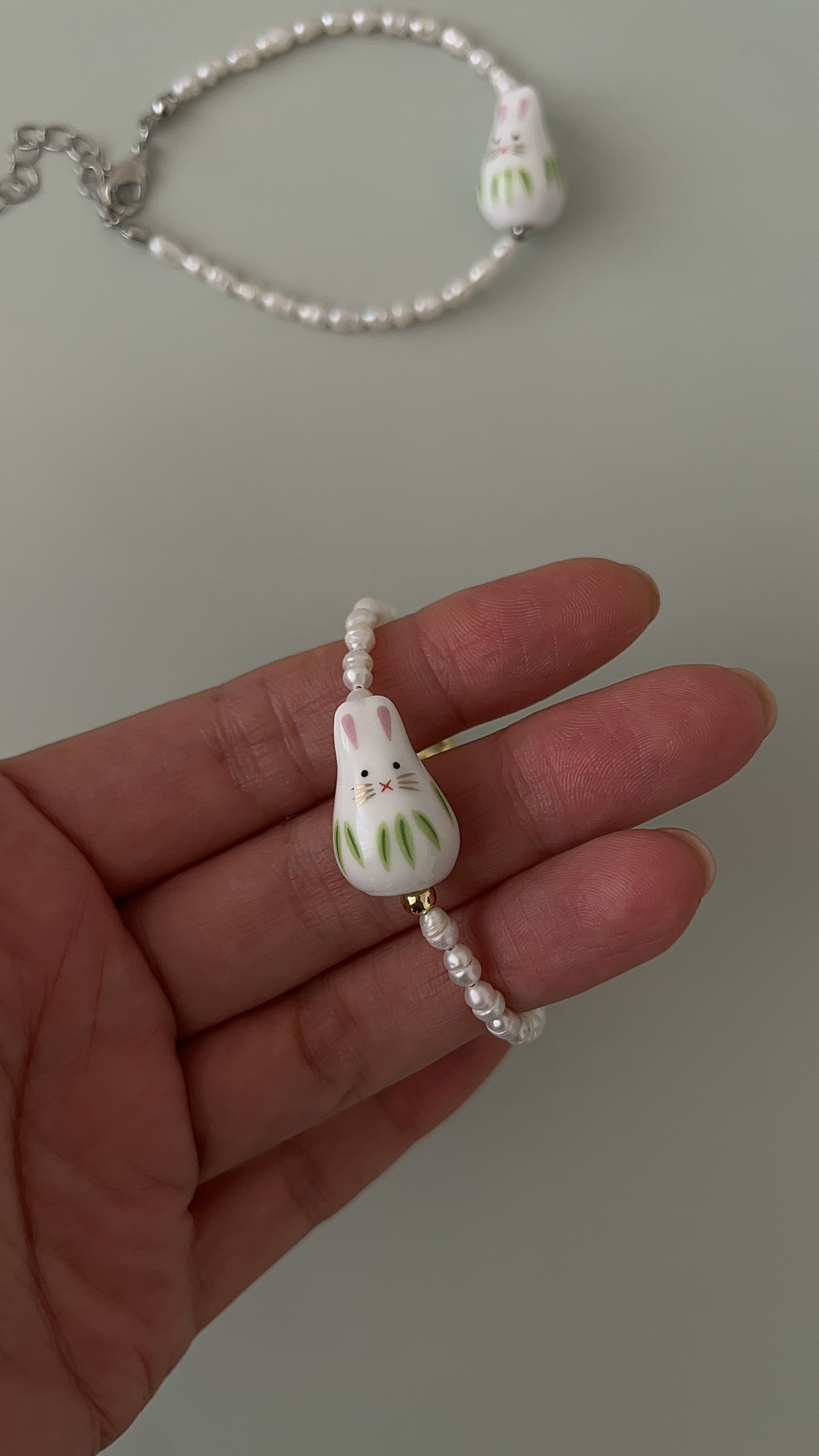 Браслет пасхальный зайчик в серебре
